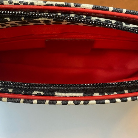 COPY - ♦️ Beautiful Red and Black shoulder bag.  Sleek, beautiful timeless - Picture 3 of 5